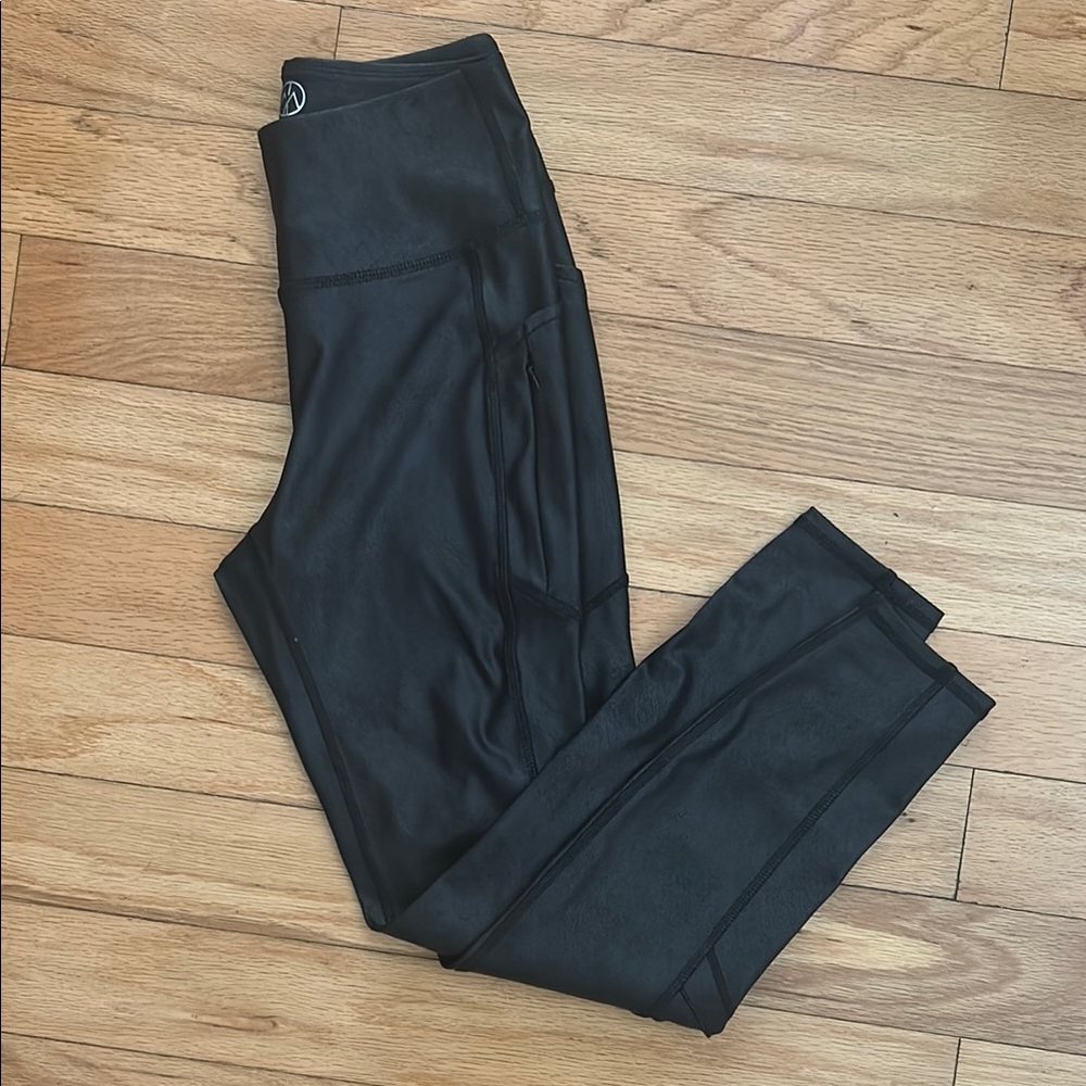 Chic Black Leggings